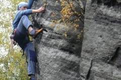 sarka_novohradska_marada_v_ceste_blejskani_na_casy